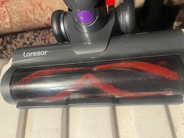 wireless stick vacuum  in Vacuums in Oakville / Halton Region - Image 4