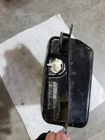 Good used Honda CB 750F and K oil tank. Correct 55100-392-000 part # for: Honda Motorcycle 1976 CB75...