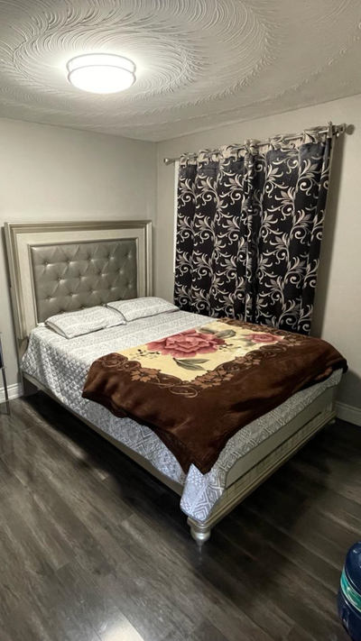 Queen size bed for sale, View more