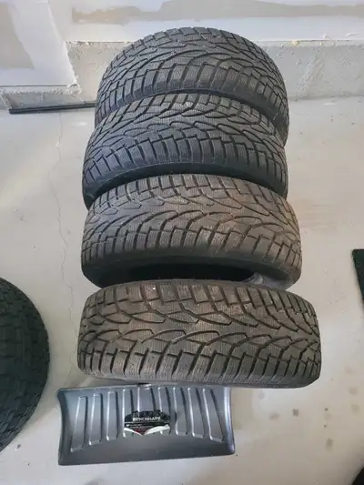 Uniroyal Winter Tiger Paw Ice & Snow 80% Thread Driven One Season Each retail are $228 plus hst Sell...