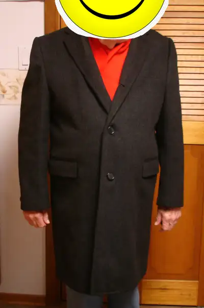 Vintage Men's wool trench coat, knee-length, charcoal gray in color. Red scarf included. Size 42/44....