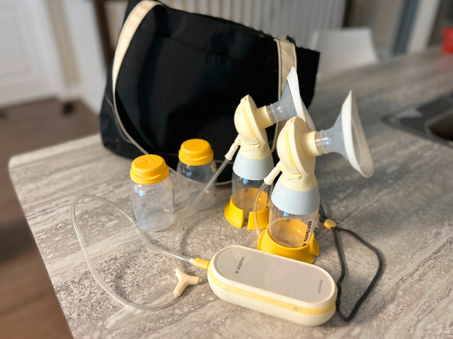 Medela breast pump freestyle in Feeding & High Chairs in London