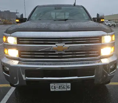 Beautiful Rust free heavy duty 1 ton truck ..completely rust free..spent winters in California. 6.0...