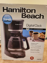 New Hamilton-Beach 43874 12 Cup Digital Coffee Maker,black