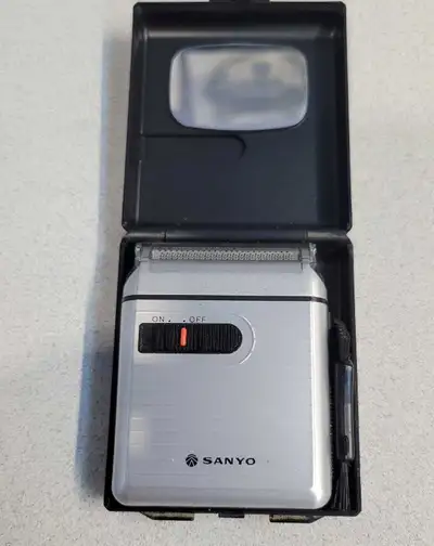 Sanyo SV-M730 Electric Shaver with Case, View more