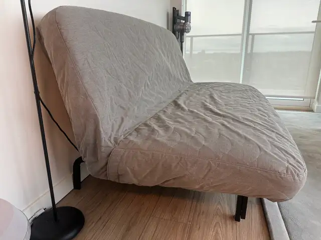 Sofa bed - queen  in Couches & Futons in Richmond - Image 4