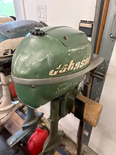 2 vintage outboard motors. Johnson 3 hp (1950-52), and 1 Goodyear Seabee 5 hp (1948-52) The Johnson...