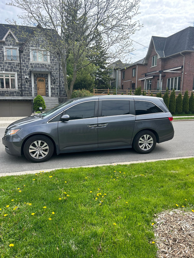 2017 Honda Odyssey  in Cars & Trucks in City of Toronto - Image 3