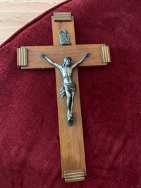 INRI Cross Crucifix 14.5 inches x 8.25 inches 