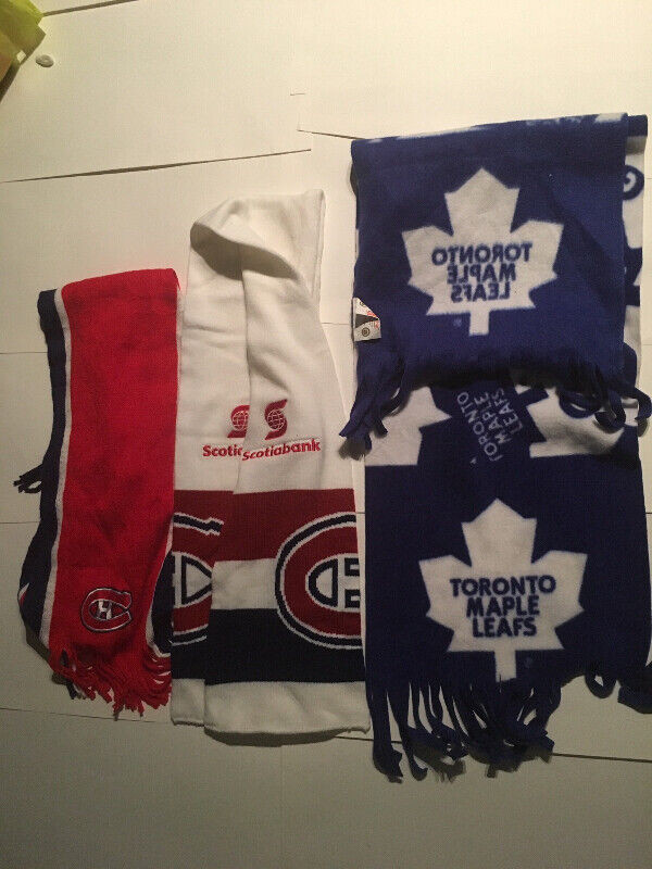 NHL Foulard Hockey Equipe Montreal Canadiens dans Art et objets de collection  à Laval/Rive Nord