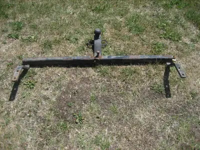 Reese trailer hitch with ball, for a Pontiac 6000, mounting holes are 2 1/2 inches front to back and...