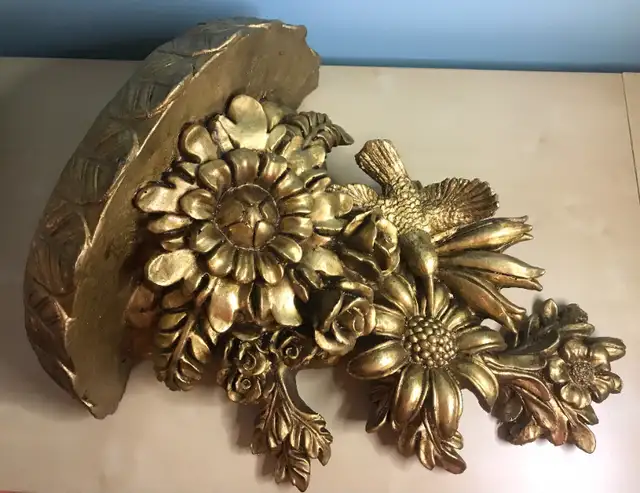 Wow!  Ornate Gilt Wall Shelf w Flowers & Hummingbird in Arts & Collectibles in Ottawa - Image 2