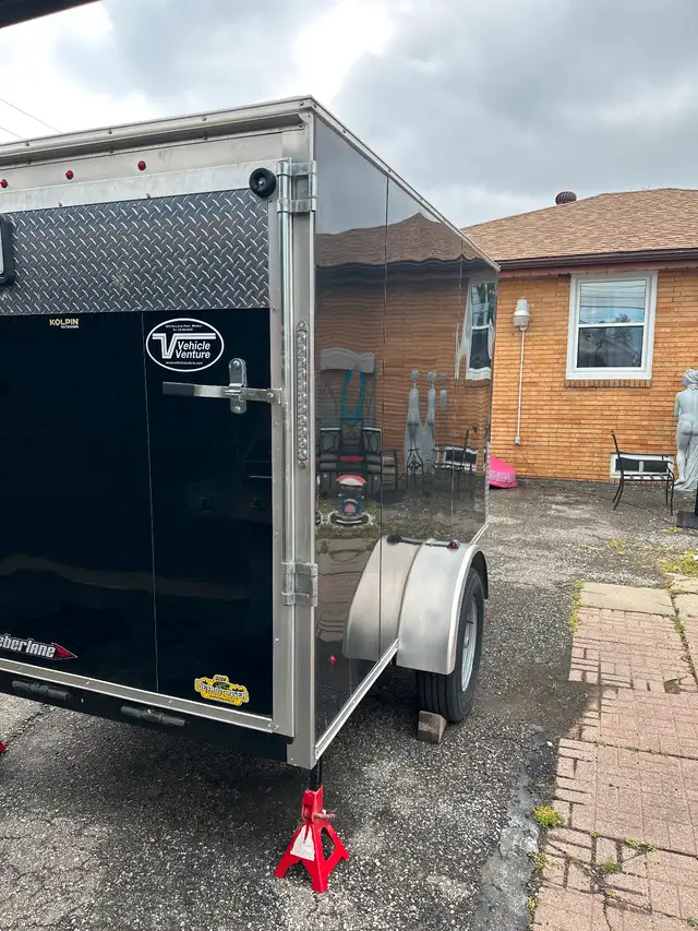 Enclosed Trailer in Cargo & Utility Trailers in Windsor Region - Image 5