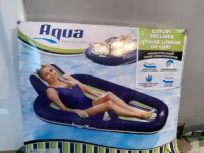 Aqua Luxury Recliner Chaise Longue, View more