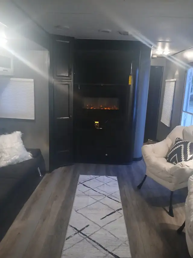 Zinger Crossroad | Travel Trailers & Campers | Edmonton | Free local ...