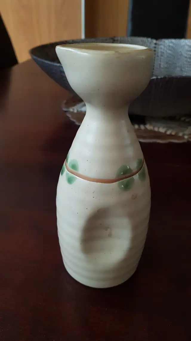 Sake Bottle64540184532481121