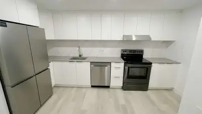 New condo extra large 3 1/2 at montreal centre for rent