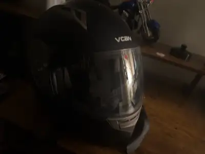 Price negotiable. Comes with an attachable piece, looks very cool. Completely unused full face motor...