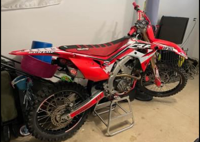 2020 CRF250R (No trades) in Dirt Bikes & Motocross in Oakville / Halton Region - Image 2