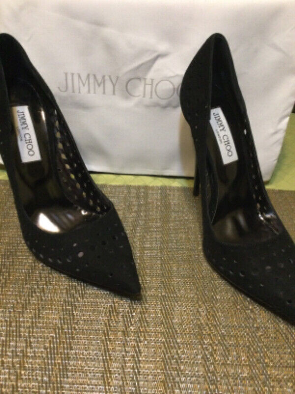 Jimmy Choo black suede pumps in Women's - Shoes in City of Toronto