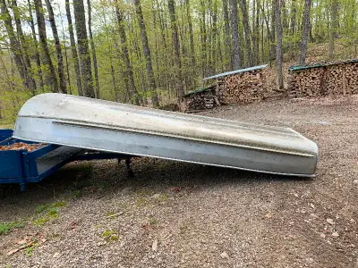 Aluminum boat 14 foot