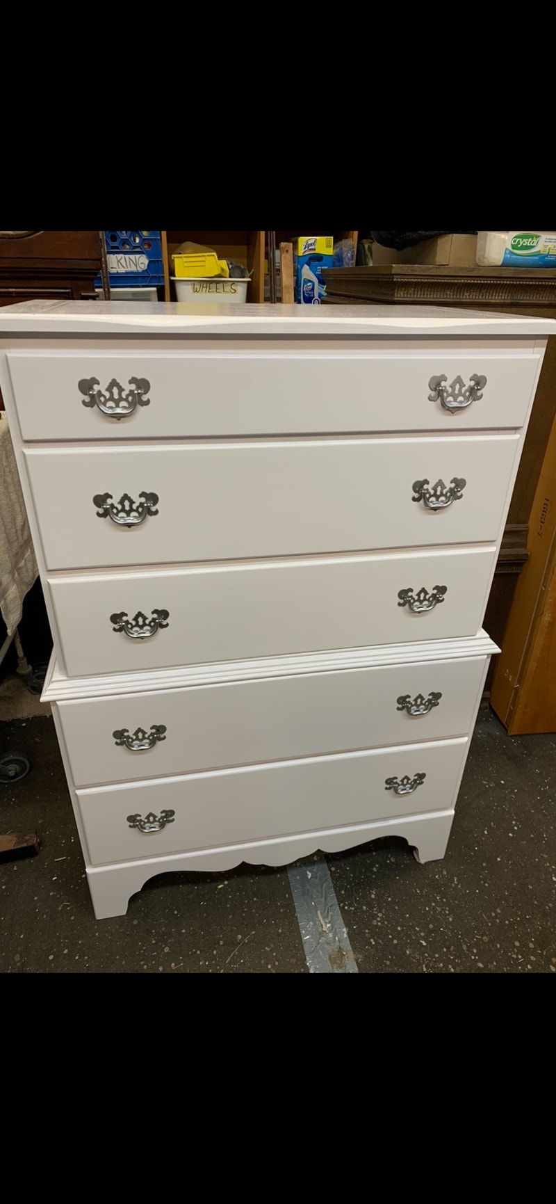 LARGE WHITE 5 DRAWER SOLID WOOD UPRIGHT DRESSER Dressers & Wardrobes