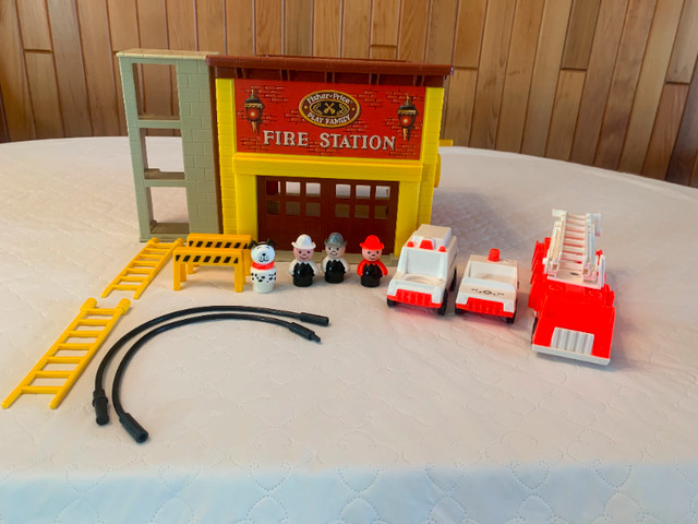 Vintage Fisher Price Fire Station in Toys & Games in Edmonton