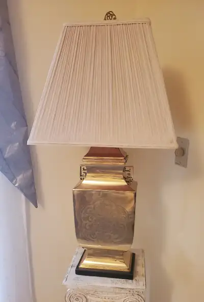 VINTAGE URN BRASS LAMP, View more