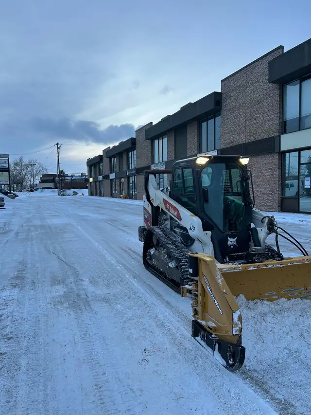 Snow Removal Services - FREE ESTIMATES581930452927139841
