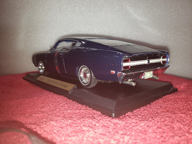 Maisto 1969 Ford Torino Talladega DieCast Special Edition 1 18th in Arts & Collectibles in Sarnia - Image 4