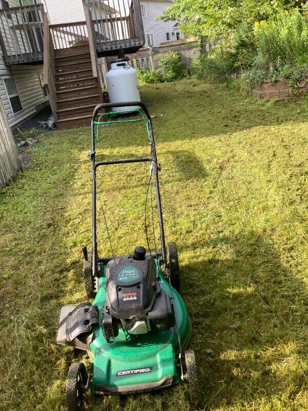 lawn Mowing, now we are booking for summer 2024. in Other in City of Halifax - Image 2