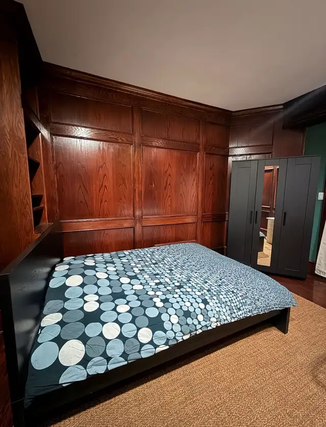 Yonge/ Finch private Room