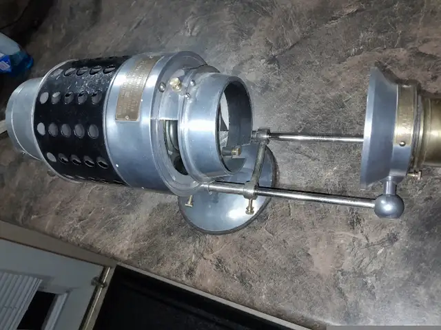 1914 stereo opticon in Arts & Collectibles in Markham / York Region - Image 6