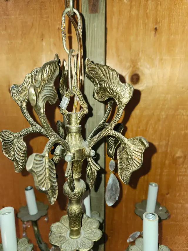 Vintage 1920s Spanish Brass Chandelier in Arts & Collectibles in Laval / North Shore - Image 6