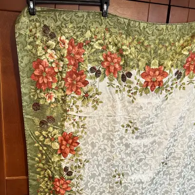 Poinsetta table cloth Christmas entertaining, View more