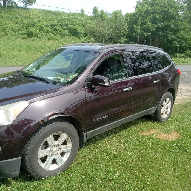 2009 Chevy Traverse for sale Cars & Trucks Pembroke Kijiji