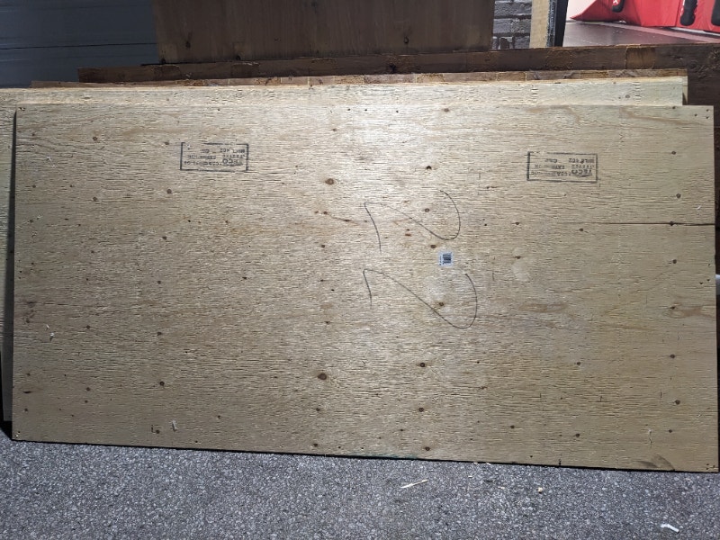 1/2 and 3/8 in 4x8 plywood sheets For sale. 2030 Other City of