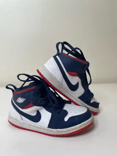 Nike Air Jordan 1 Mid (Toddler US 9C / EUR 26), View more
