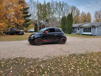2014 fiat 500e 79000 km Electric car Great shape everything works fun to drive Upgrading to a bigger...