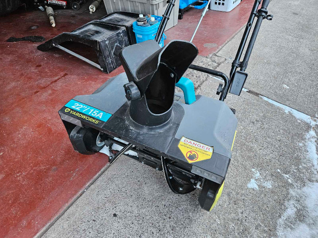 Electric Snow Blower  in Snowblowers in Calgary - Image 2