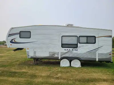 I have a 2012 28ft Salem Fifthwheel for sale. All tires are upsized for a better ride. All appliance...