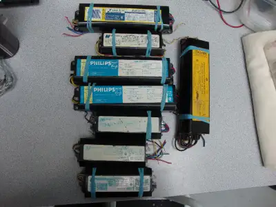 6 Ballasts magnétiques pour néon fluorescent T12 et 1 pour des T, View more