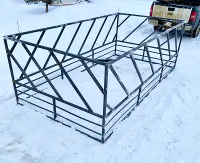 Double Bale Feeders, View more