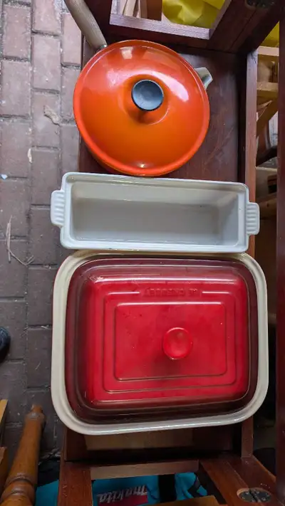3 Le Cruesset pans, View more