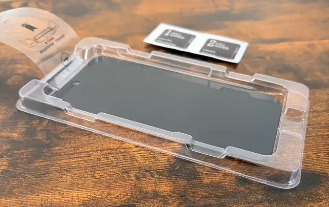 Screen Protector in Cell Phone Accessories in Kingston - Image 3