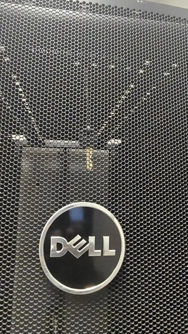 Dell Server Rack in Servers in City of Toronto - Image 3