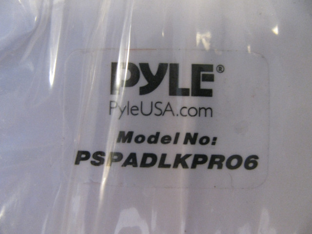 PYLE TABLET SECURITY STAND in Other in Norfolk County - Image 2