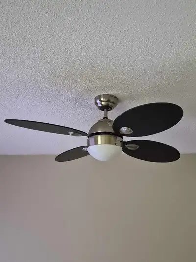 41.5" Ceiling/light fan, View more