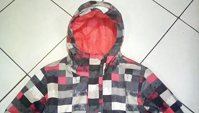Manteau automne hiver 14 ans Winter spring coat in Kids & Youth in Laval / North Shore - Image 3