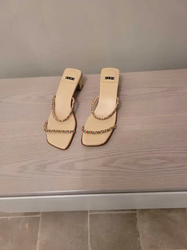 Hype Lady's Sandals in Women's - Shoes in St. Albert - Image 4